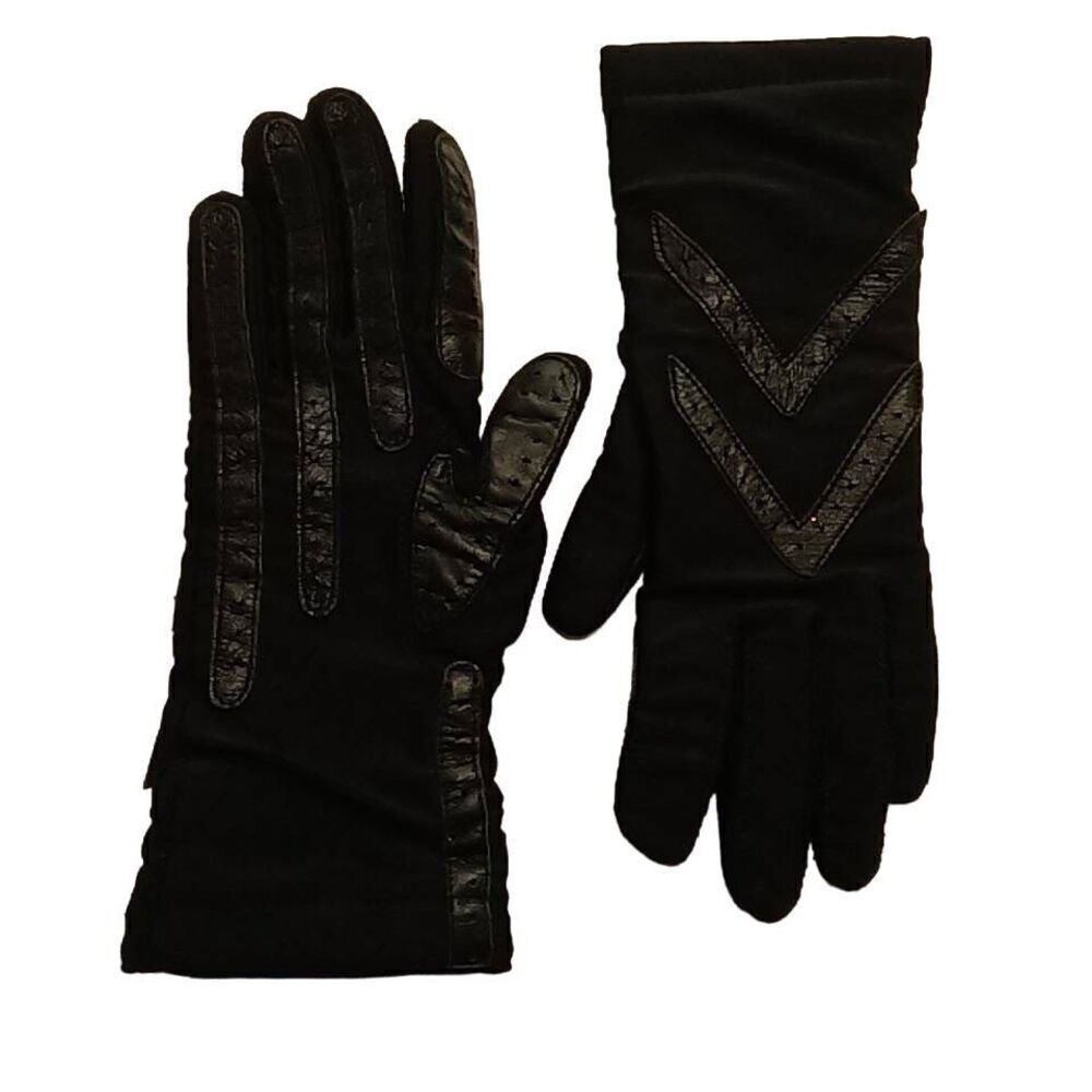 Isotoner Women's Spandex Touchscreen Gloves Black